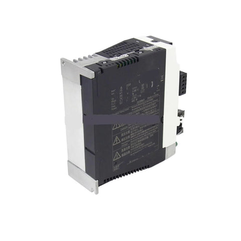 A6 Series 400W AC Servo Motor Drive Kit with MSMF042L1U2M and MBDLT25SF 5m power cable side view for industrial robots