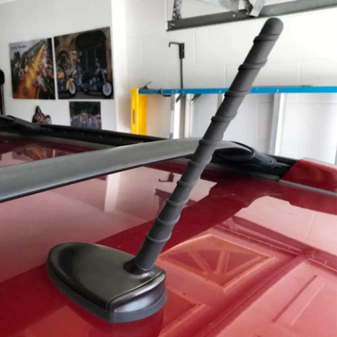 7 Inch Replacement Radio Antenna Mast For Nissan Pathfinder Rogue Murano Cube Juke Versa Kicks Leaf 370Z 350Z NV200 Cars Durable Antenna Compatible With 2003-2023 Models installed on red car roof