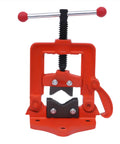 Heavy Duty Portable Ratchet Pipe Threader Kit With 5 Dies For 3/8 To 1-4 Inch Npt Threading manual tool close-up of clamp mechanism