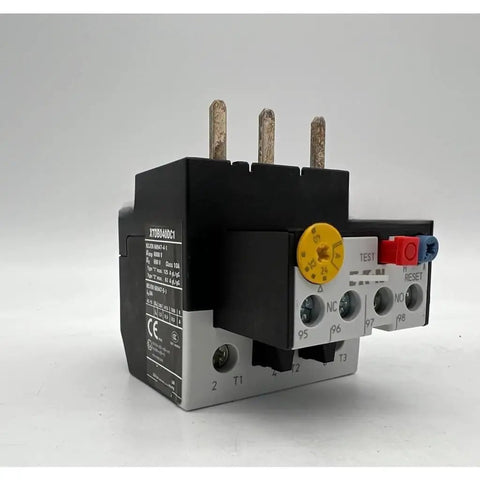New Overload Relay ZB65-40 XTOB040DC1 For PLC Systems Heavy Duty Industrial Grade Motor Protection Module With One Year Warranty, Plug And Play Ready, Durable Construction For Robust Industrial Automation, black metal body with test and reset buttons
