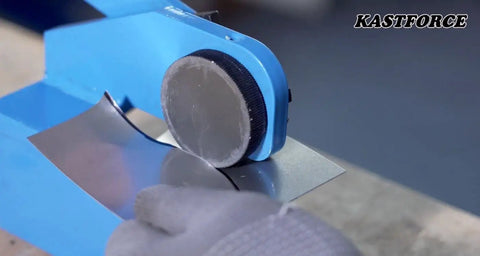 Throatless Rotary Hand Shear For Sheet Metal 16 Gauge 1.5 mm Capacity Easy Cut For Straight Curved And Internal Corner Cuts Mini Benchtop Tool Blue Finish Heavy Duty Shop Essential For Mild Steel