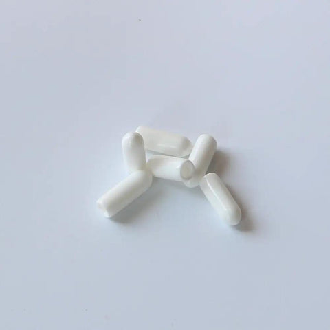 50 Pcs White Number Eight Screw Thread Protectors Stretchable 0.142 In Inner Diameter 0.5 In Length Reusable Plastic Caps shown