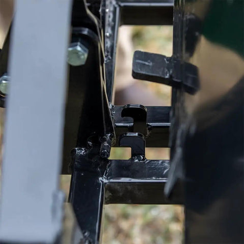 3 Point 10 Cu Ft Dump Box For Category 1 Tractors with quick hitch compatibility close-up detail