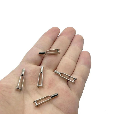 10 Pcs M2 Thread Self Locking Metal Clevis Quick Link Steel Clevis For Fixed Wing RC Airplane And Helicopter Model Toy Replacement Parts Ideal For RC Hobbyists Seeking Secure Flexible Linkage And Easy Adjustability For Quick Field Repairs., silver M2 x 24mm metal clevis quick links in hand