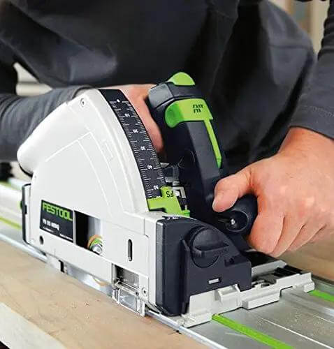 Killer 1200W Plunge Cut Circular Saw With Blazing 5200 RPM Speed And Compact Build For Nailing Dead Straight Door Trims Up To 55mm On Guide Rails With Zero Drama Or Mess in action cutting wood.