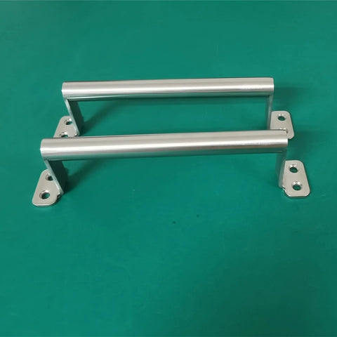 Stainless Steel Gate Handle 22 cm Long 2 Pack Barn Door Pull Hardware, durable and weather resistant, for outdoor and indoor use.
