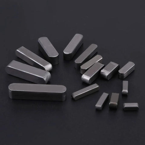 GBSCLOVER 140-piece steel keyway set with round-ended shaft keys, 8–30 mm, top view on black background
