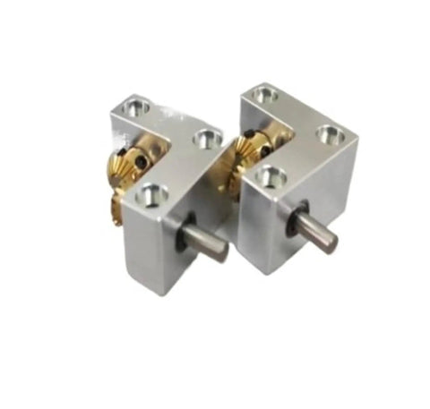 90 Degree Right Angle Bevel Gearbox With 1 To 1 Spiral Bevel Reducer, compact design, 4mm output shaft diameter