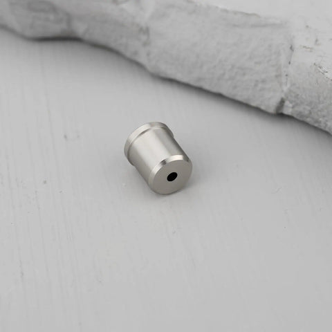 30 Piece 6x7mm Ball Point Spring Plungers 304 Stainless Steel For Indexing Positioning And Detent Tasks In Jigs Fixtures And CNC Tooling Compatible With CNC Equipment Shop Projects And Repairs, single plunger on white surface
