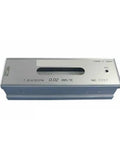Professional Grade Spirit Level Featuring Dead On Bubble Sight For Accurate Layouts And Tight Fits, Metal housing for precision measurements.