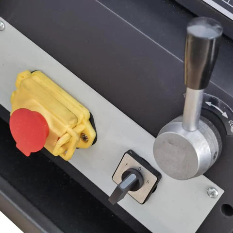 Control panel of Top Tier 750W Heavy Duty Bench Metal Lathe featuring speed and direction controls.