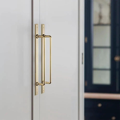 2 Pack 7 9 16 Inch Center To Center Champagne Bronze Cabinet Bar Pulls With Demi Plaquette Backplate installed on kitchen drawer