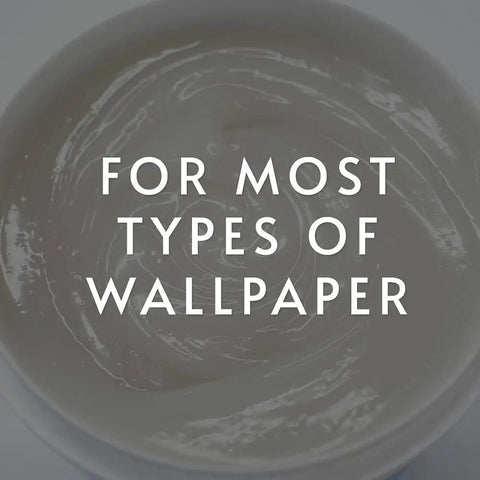 Close-up of Clear Strippable Wallpaper Adhesive For Easy Installations With Wet Tack And Extended Open Time Zero VOC Glue in container