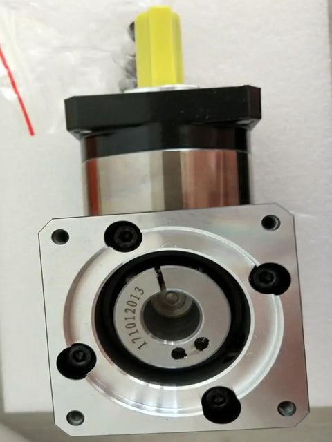 Straight Fire Right Angle Planetary Gear Reducer Dropping Heavy Torque And Rocksteady Accuracy For Nema 23 Stepper Motors with 6.35Mm input.