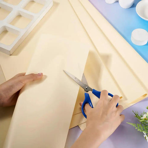 Cutting 20 Pack Flower Wrapping Paper 22 By 22 Inches Waterproof Floral Bouquet Paper for Gift Bags and DIY Florist Supplies.