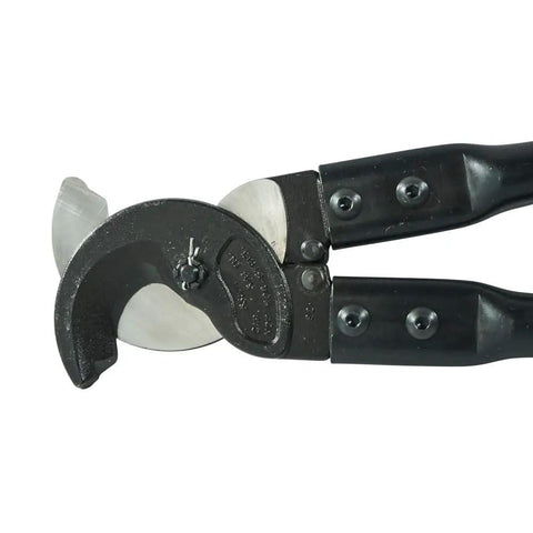 Close-up of the cutting blades on Beefy 25 Inch Cable Cutter For One And Three Eighths Inch Diameter Copper And Aluminum Wire With Replaceable Hook Jaw Blades.