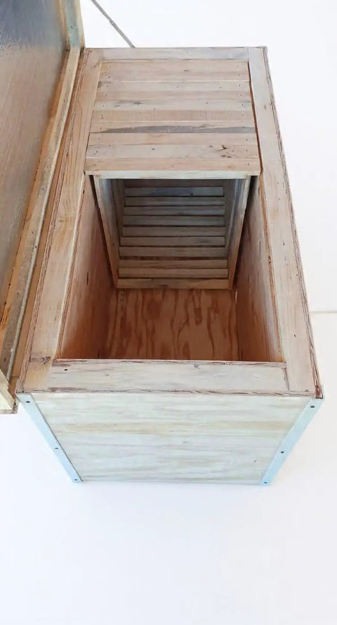 Inside view of Heavy Duty Insulated Layens Horizontal Beehive With One Point Five Inch Foam Walls Holds Twenty Frames No Sweat Assembly Aluminum Roof.