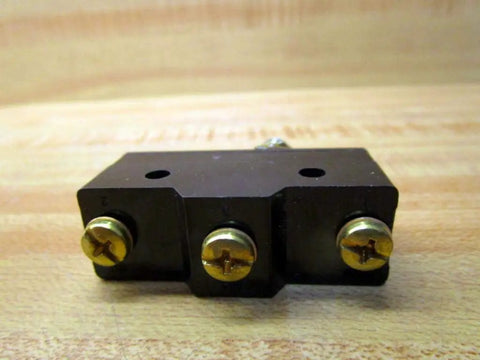 Top Tier General Purpose Basic Switch With Beefy 20 Amp Rating And Hard Hitting 75 Amp Inrush Capacity Featuring Sturdy Panel Mount Plunger Plus Secure Screw Terminals For Tough Industrial Projects, black limit switch with gold screws.