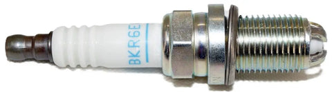 Side view of Laser Platinum Spark Plugs BKR6EQUP Set For Select Audi 97 01 BMW 92 06 Cadillac 03 04 Porsche 01 05 VW 98 05 Volvo 95 04