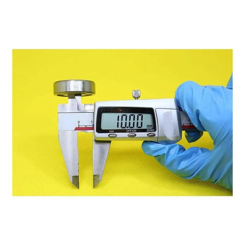 Digital caliper measuring a bearing at 10.00mm, highlighting precision for JANURSDHA 6200 Hybrid Ceramic Bearing Set 10x30x9mm.