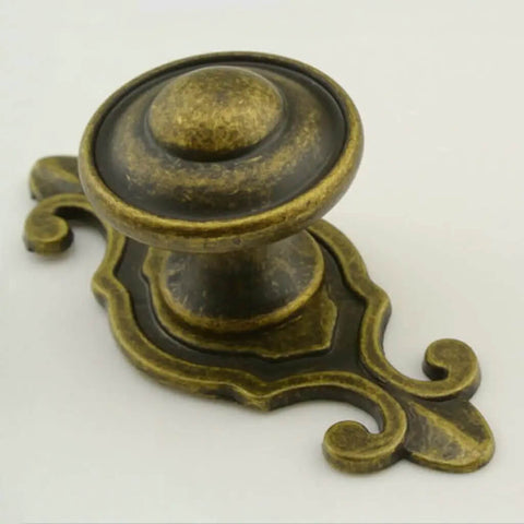 Vintage Bronze Door Knob Handles Set For Cabinets And Drawers Classic Furniture Pulls Anti Slip And Rust Resistant Zinc Alloy