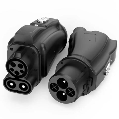 Road Ready CCS To CHAdeMO EV Fast Charging Adapter DC 1000V 250A Japanese Plug And Play Heavy Duty Connector close-up view