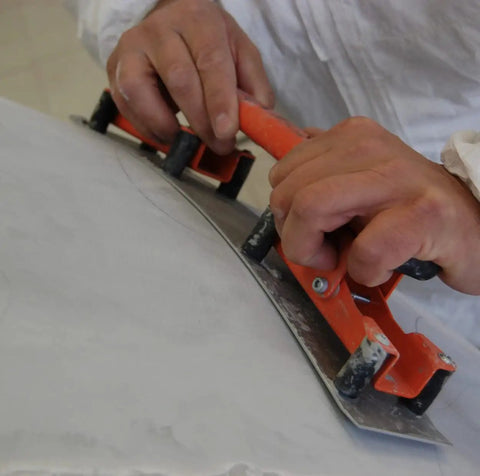 Flexible Sanding Block Flexisander for Curved Surfaces with Sturdy Fastening System, handheld sanding on curved white surface