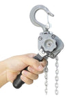 Heavy Duty 0.25 Tons Hand Chain Hoist Made From Solid Aluminum Alloy With Smooth Lever Operation in use, lifting chain visible.