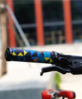 Silicone Lock On Mountain Bike Grips 22.2mm For Smooth Non Slip Comfort On MTB BMX And Electric Scooters Great Grip In Wet Conditions Easy Install Handlebar Grips on a bicycle handle