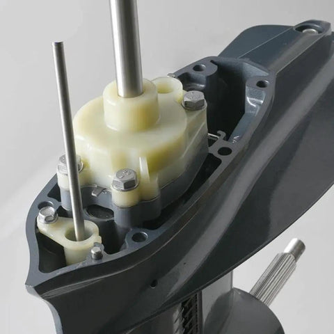 Heavy Duty Lower Unit Assembly With Long Drive Shaft For 40HP Outboard Engine compatible with internal gear components viewed from the top.