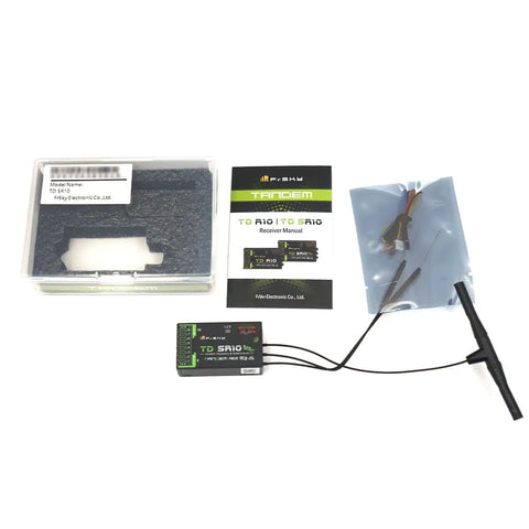 Tandem Dual Band Receiver SR10 Simultaneous 2.4GHz And 900MHz box, receiver, antennas, and manual on white background