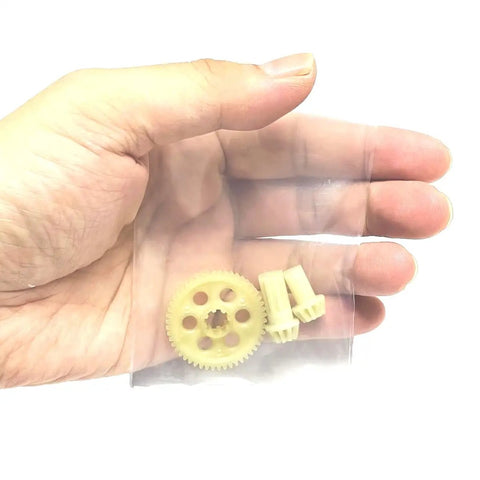 M16020 Spur Gear And Drive Pinions For 1:16 HBX RC Trucks in hand-held plastic bag