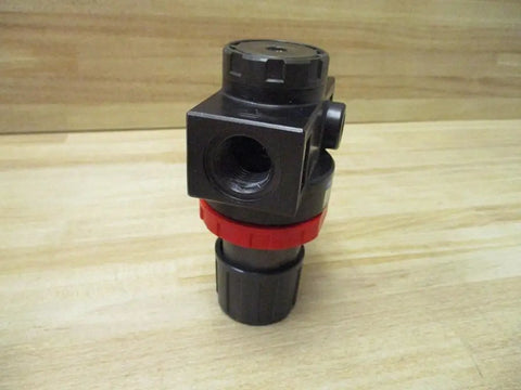 Knockout Quality R600-04 Heavy Duty Pneumatic Air Regulator Featuring Fast Push Lock Rotary Knobs And Badass Reliability For Tight Workshop Setups Operating At 0.05 To 0.83 Mpa Rated With 1/2 To 1/4 Inch Npt Fittings