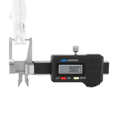Stainless Steel Digital Caliper 0 To 25mm With 0.03mm Accuracy, 1.5V Battery, Smart Electronic Display showing measurement