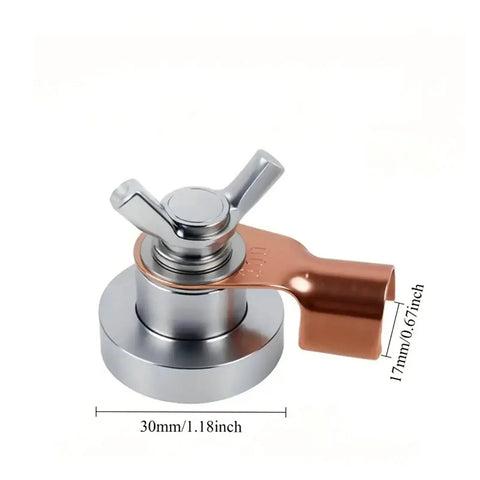Heavy Duty Magnetic Welding Ground Clamp With Safety Current Feature Secure Clip For Fast Setup And Reliable Power Flow No More Loose Wires Or Slipping Jobs close-up view