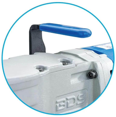 CS Unitec MAB 155PRO ultra-compact magnetic drill, blue handle, gray metal housing, side close-up