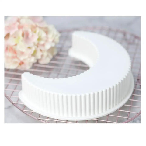 Crescent Moon Shape Silicone Cake Pan For All You Bakers Who Love Mousse Cakes Bread And Pizza Baking Mold Flexible Nonstick