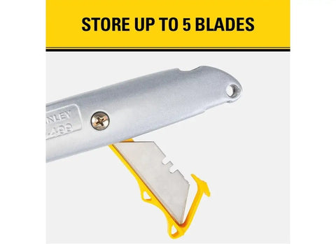 Close-up of 10-499 QuickChange Retractable Utility Knife's blade storage feature showing handle open with visible blade