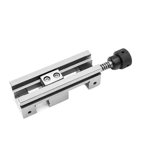 Professional Grade Right Angle Vise For CNC Milling Machines with steel construction, designed for secure holding power and precise alignment.