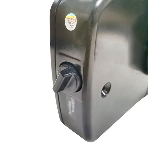 Close-up of Boat Throttle Control Box With 8-Pin Remote, Outboard Side Mount, Emergency Lanyard For Mercury Engine, knob detail