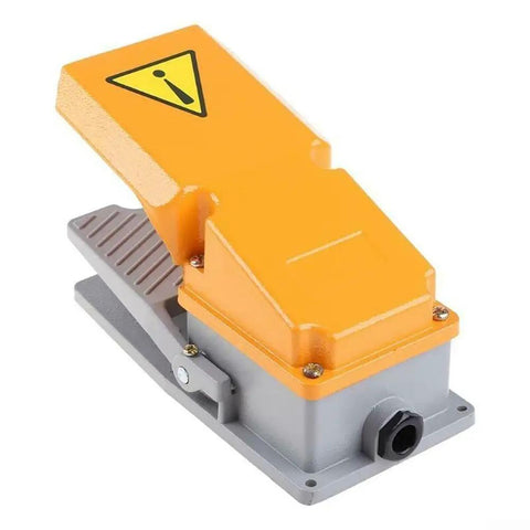 Rugged Heavy Duty Foot Switch Pedal With Guard, Cast Aluminum Build, SPDT Momentary Action, 15A 380V Industrial Controller