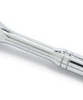 Close-up of thumbwheel ratchet from Quarter Inch Drive 51-Piece Socket Set With 6-Point SAE And Metric Sockets, chrome finish
