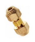 1/4 Inch No Weld Copper Pipe Connector For Hvac Ac Lines No Sweat Compression Coupler with double flare nut detail.