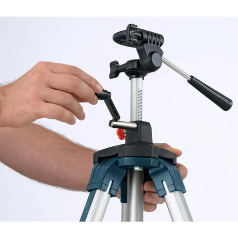 Adjusting the Lightweight Heavy Duty Aluminum Elevator Tripod With Precise Centimeter And Millimeter And Feet And Inches Graduations