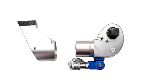 Heavy Duty Hydraulic Torque Wrench Featuring 1.5 Inch Square Drive and raw torque adjuster for M36 to M72 fastening.