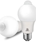 Motion Activated LED Light Bulb 60W Equivalent 8.5W A19 E26 5000K Dusk to Dawn Indoor Outdoor Security Lamp for Porch Entrance Hallway Stairs Energy Saving Auto On When Motion Detected 2 Pack, front view