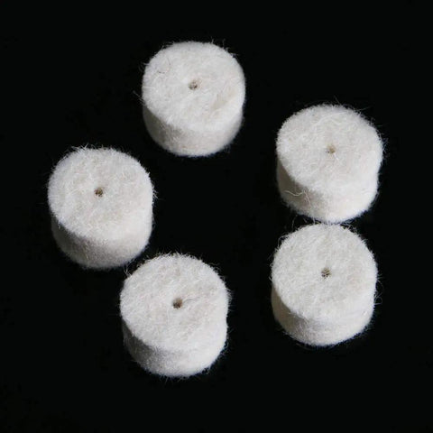 Cool 100 Piece Wool Felt Polishing Buffing Pads With 13mm Shank Plus Extra Grip For Grinding Wheels, displayed in a cluster.