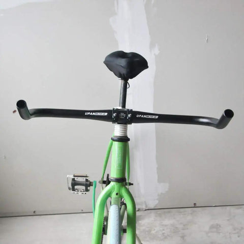 Bullhorn Handlebar For Road Bikes And Fixed Gear, 31.8mm Clamp, Aluminum Alloy Bar, 440mm Width on green bike