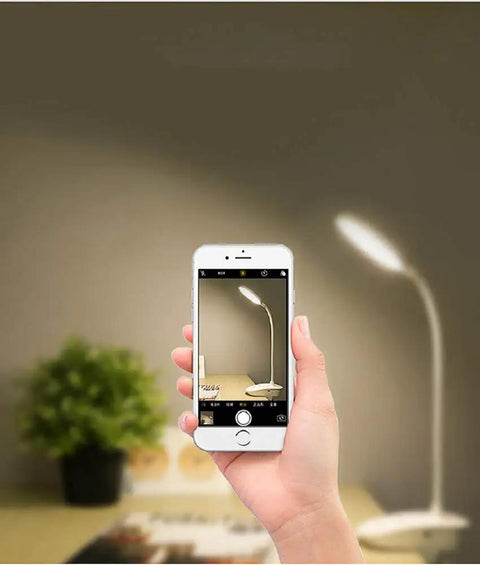 Clip On Bedside Reading Lamp With USB Rechargeable Battery, 18 LED Eye Friendly Light, No Fuss Clamp On Bed Light With Three Brightness Levels, Flicker Free, Compact Clip Lamp For Late Night Reading And Cozy Illumination