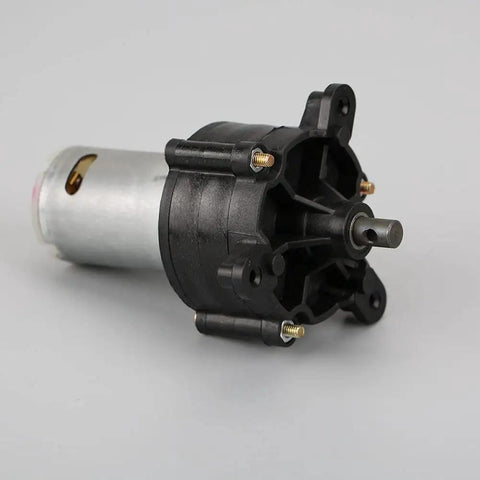 Hand Crank DC Generator Portable Emergency Power Supply 12V 24V Output with planetary gear dynamos, metal and plastic components.